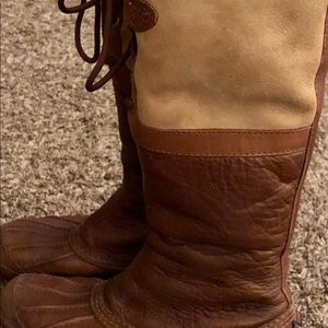 Ugg winter/rain boots. Ugg Australia Belcloud.